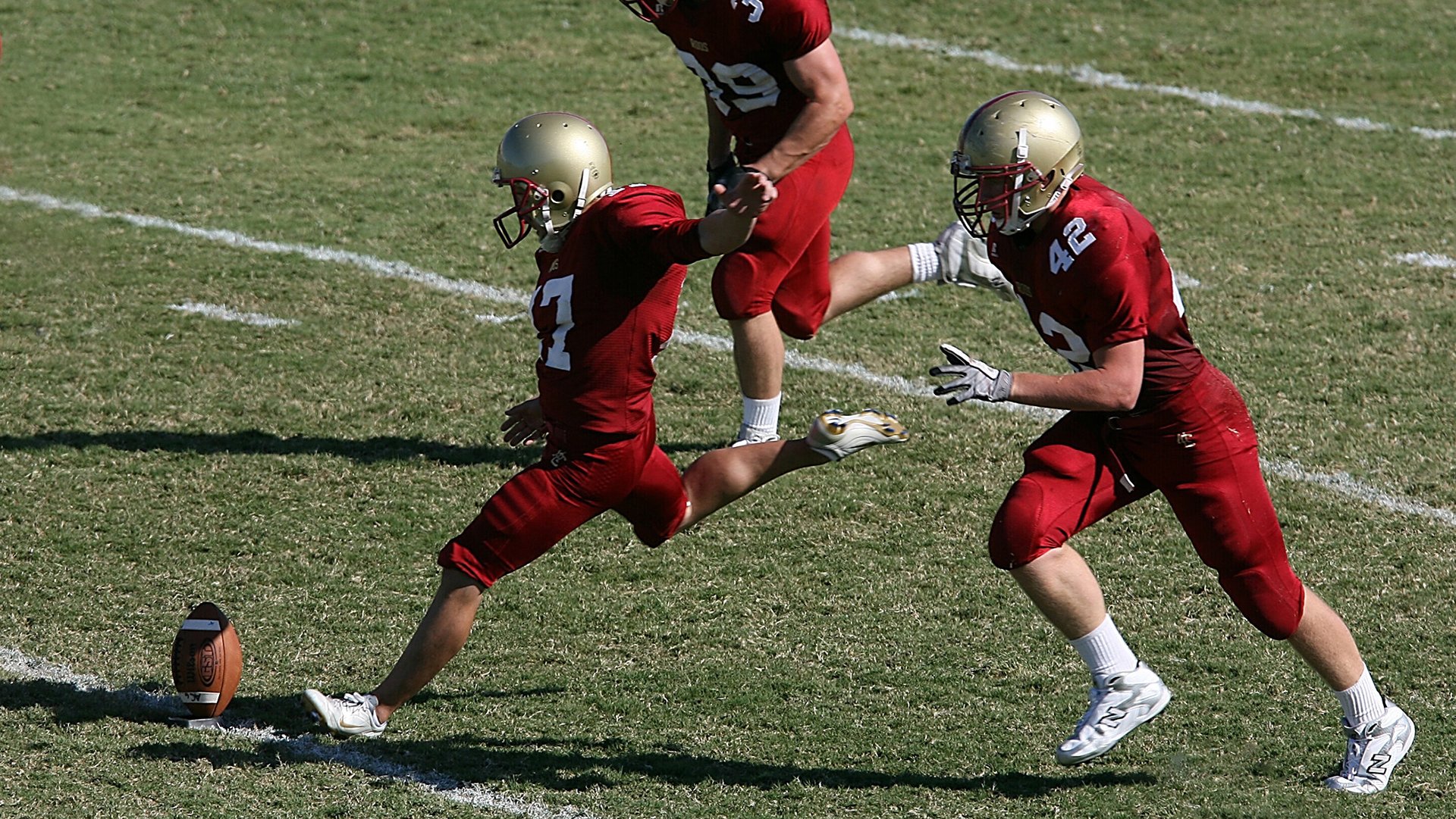 乐鱼体育手机版-_未来运动装备展：科技赋能运动新体验_，科技运动装备广告词